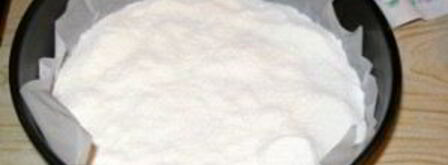 шарлотка с тертыми яблоками. Шаг 3