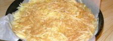 шарлотка с тертыми яблоками. Шаг 6