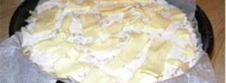 шарлотка с тертыми яблоками. Шаг 7