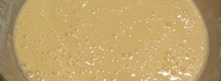 шарлотка с цельными яблочками. Шаг 2