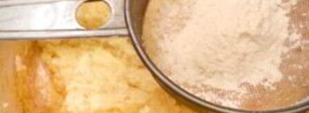 шарлотка с творогом. Шаг 3