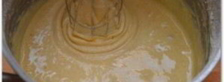 шарлотка с яблоками без разрыхлителя. Шаг 4