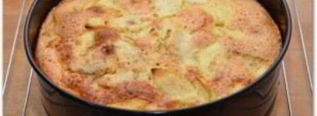 шарлотка с яблоками без разрыхлителя. Шаг 7