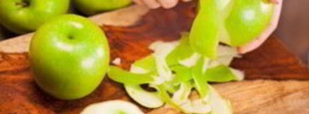 шарлотка с яблоками и лимоном. Шаг 2