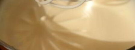 шарлотка с яблоками и медовым бисквитом. Шаг 4