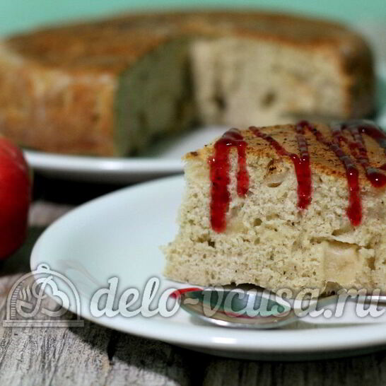 Рецепт шарлотка с яблоками в мультиварке