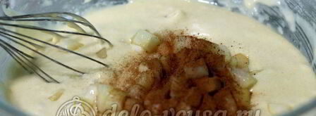 шарлотка с яблоками в мультиварке. Шаг 10