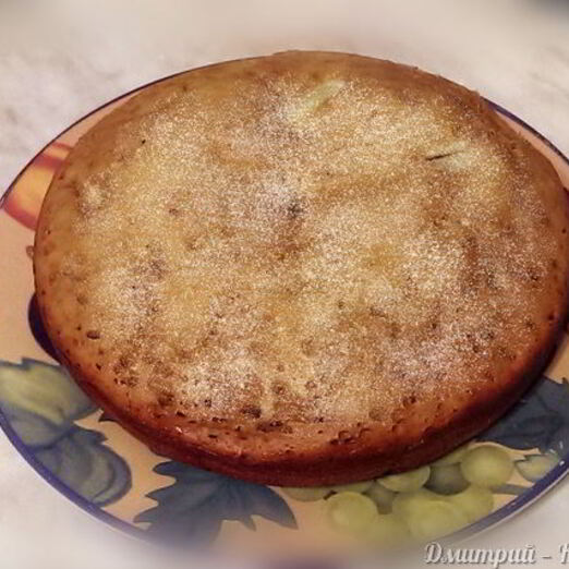 Шарлотка в мультиварке