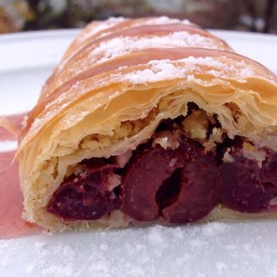 Рецепт вишневый штрудель