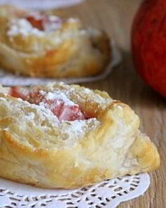 Слойки из слоеного теста