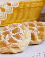 Слойки с ананасом