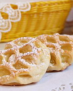 Слойки с ананасом