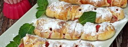 слойки с клубникой и бананом. Шаг 13