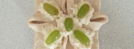 слойки с творогом и виноградом. Шаг 3