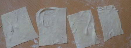 слойки с творогом, курагой и орехами. Шаг 10