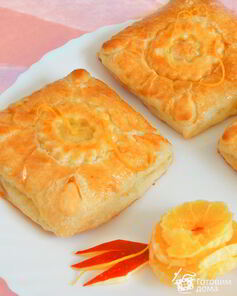 Слойки с творожно-лимонной начинкой