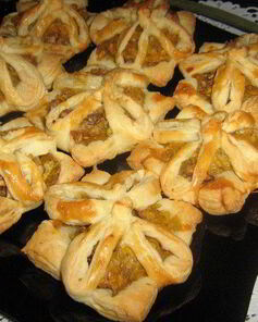 Слойки с тыквой и грецким орехом