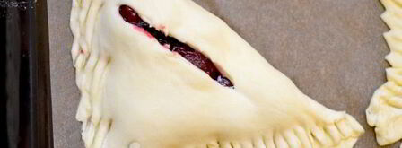 слойки с вишней. Шаг 10