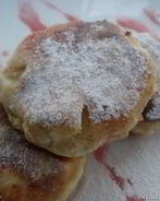 Диетические сырники с грушей