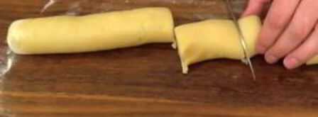 сочники с творожной начинкой. Шаг 3