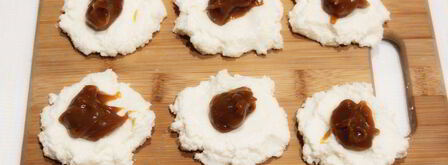 сырники с вареной сгущенкой. Шаг 6