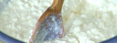 творожник с белым шоколадом и малиной. Шаг 8