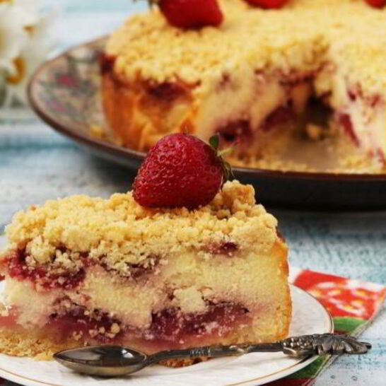 Рецепт творожник с клубникой