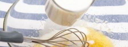 тесто жидкое. Шаг 2