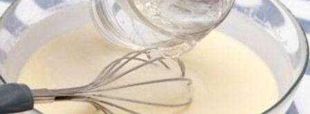 тесто жидкое. Шаг 3