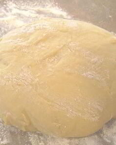 Заварное тесто на дрожжах