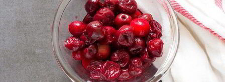 блинный торт с ванильно-сливочным кремом и ягодным соусом. Шаг 6