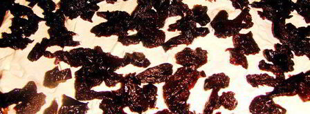 медовый торт с орехами и черносливом. Шаг 8