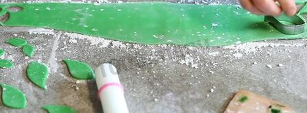 торт с цветами из мастики бисквит. Шаг 16