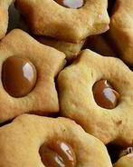 Выпечка со сгущенкой