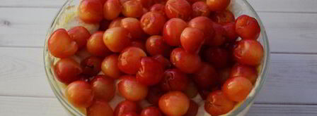 творожная запеканка с черешней. Шаг 4