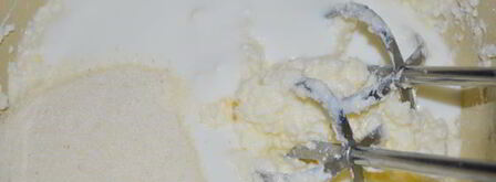 творожная запеканка с изюмом. Шаг 2