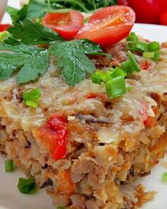 Запеканка из гречки с фаршем, грибами и сыром