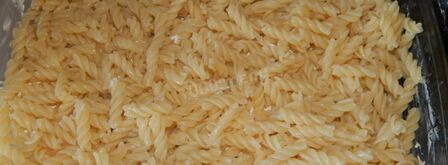 запеканка из макарон с колбасой и сыром. Шаг 6