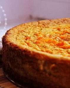 Запеканка из тыквы с изюмом и творогом