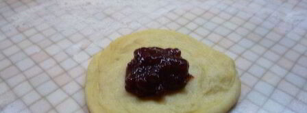 булочки с брусничным джемом данубио. Шаг 3