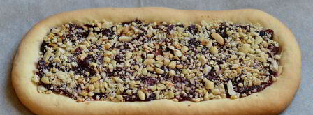 песочные полоски с джемом и орехами. Шаг 7