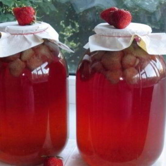 Рецепт клубничный компот на зиму