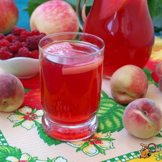 Рецепт компот из персиков, яблок и малины с мелиссой