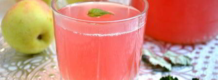 компот из слив и яблок с листьями малины. Шаг 4