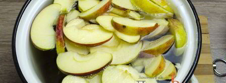 компот из вишни и яблок с корицей. Шаг 2