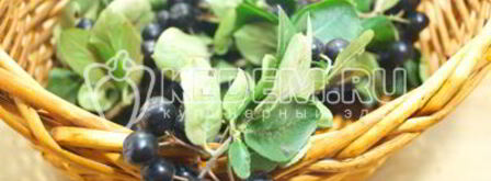 компот из яблок и черноплодной рябины. Шаг 3