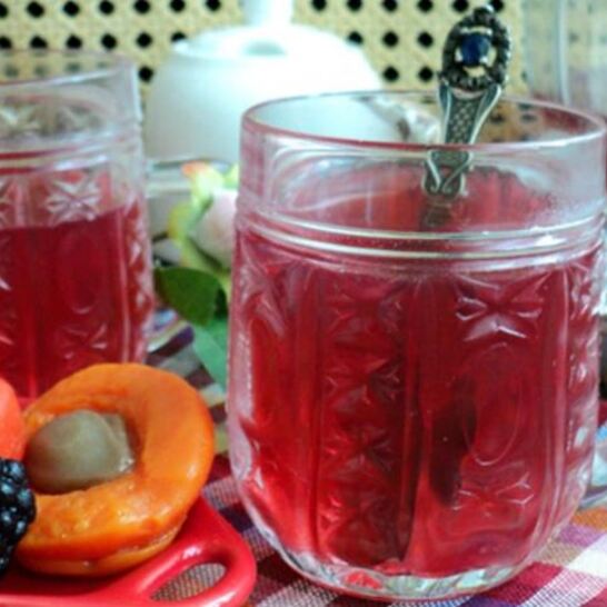 Рецепт компот со сливой, клюквой и вишней