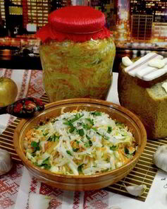 Маринованная капуста с морковью