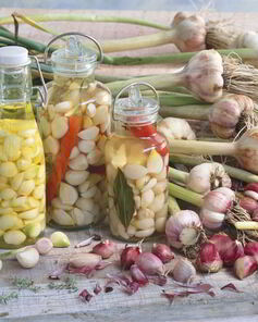 Маринованный чеснок по-корейски