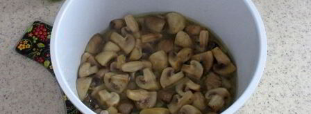 шампиньоны, маринованные в лимонном соке и коньяке. Шаг 6